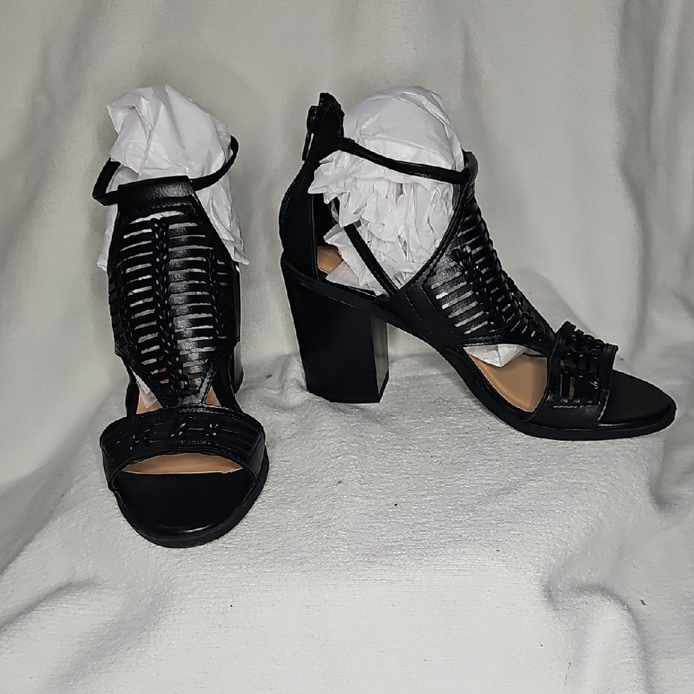 Merona Black Strappy Heeled Sandals